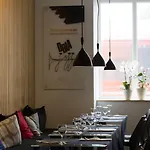Stasjonen Отель 2*