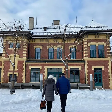 Stasjonen 2*