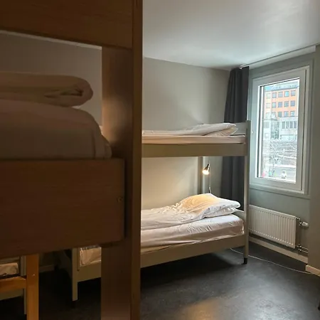 Stasjonen 2* リレハンメル