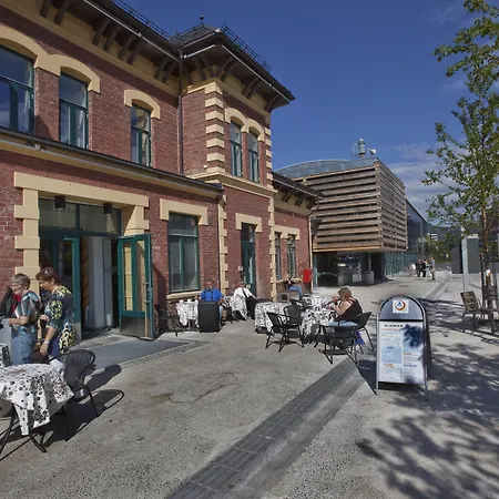 Stasjonen 2* Λιλεχάμερ