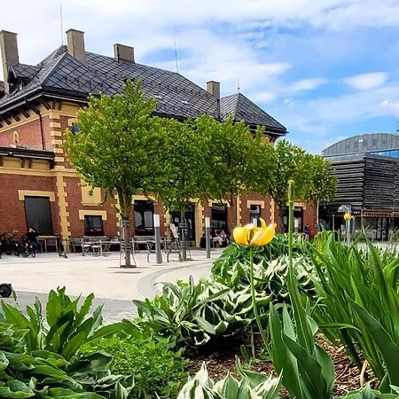 Stasjonen Hotel 2*